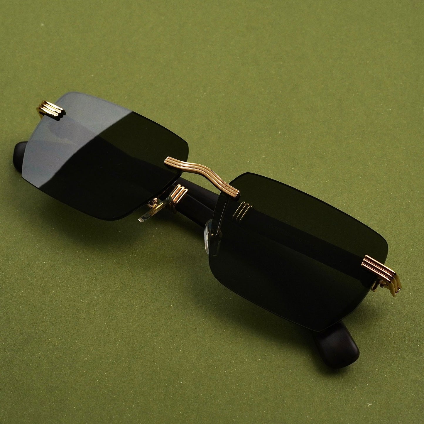 Emerald Noir - Sunglasses - Black