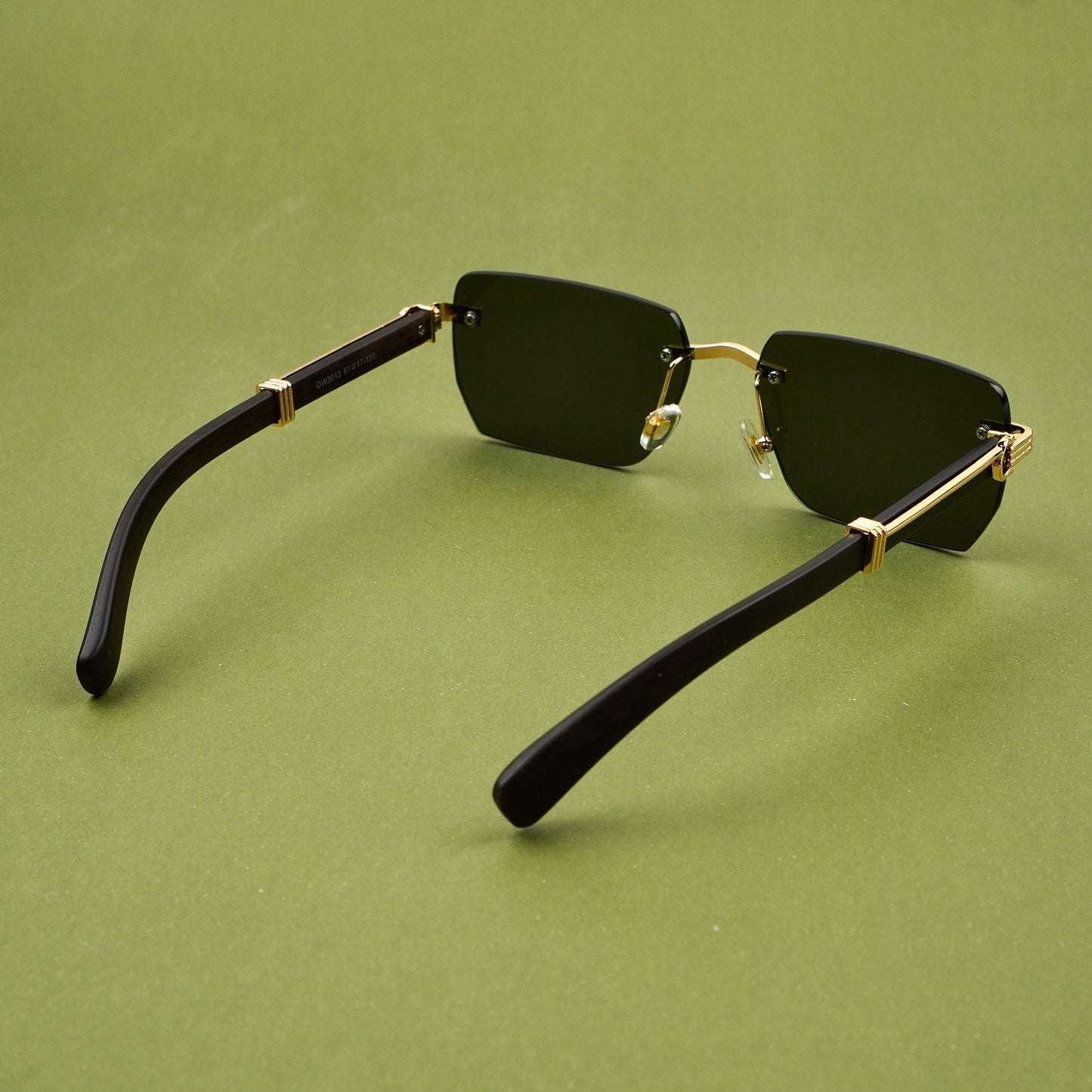 Emerald Noir - Sunglasses - Black
