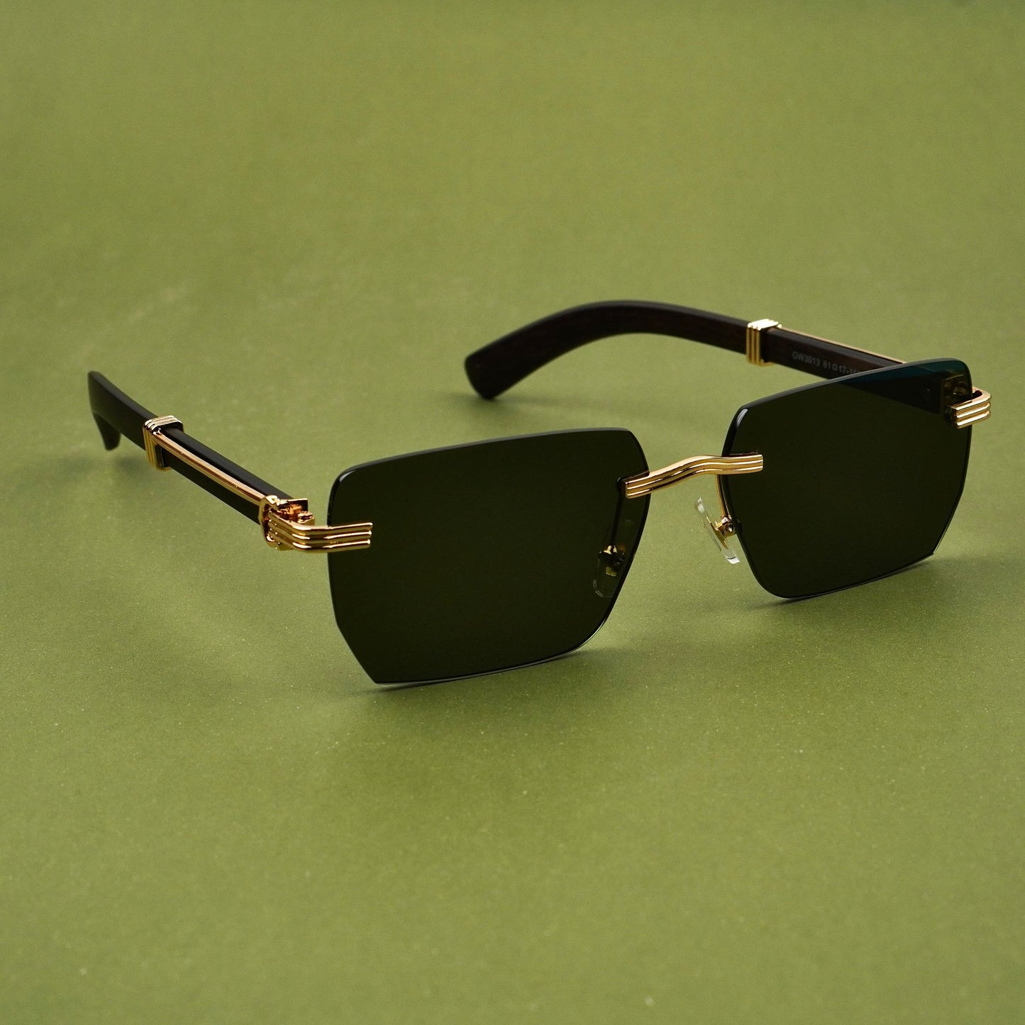 Emerald Noir - Sunglasses - Black