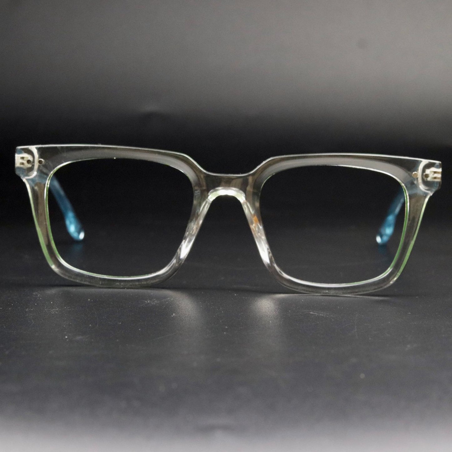 DITA – Screen + Transition – Green Crystal